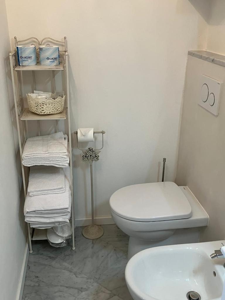 Althea Apartment Viareggio Bagian luar foto